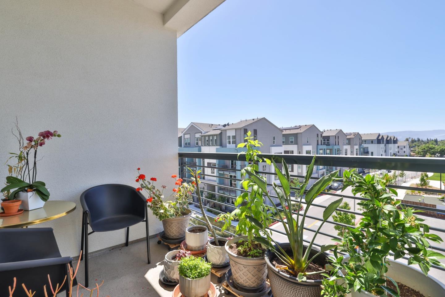 3207 Mallard Court 401