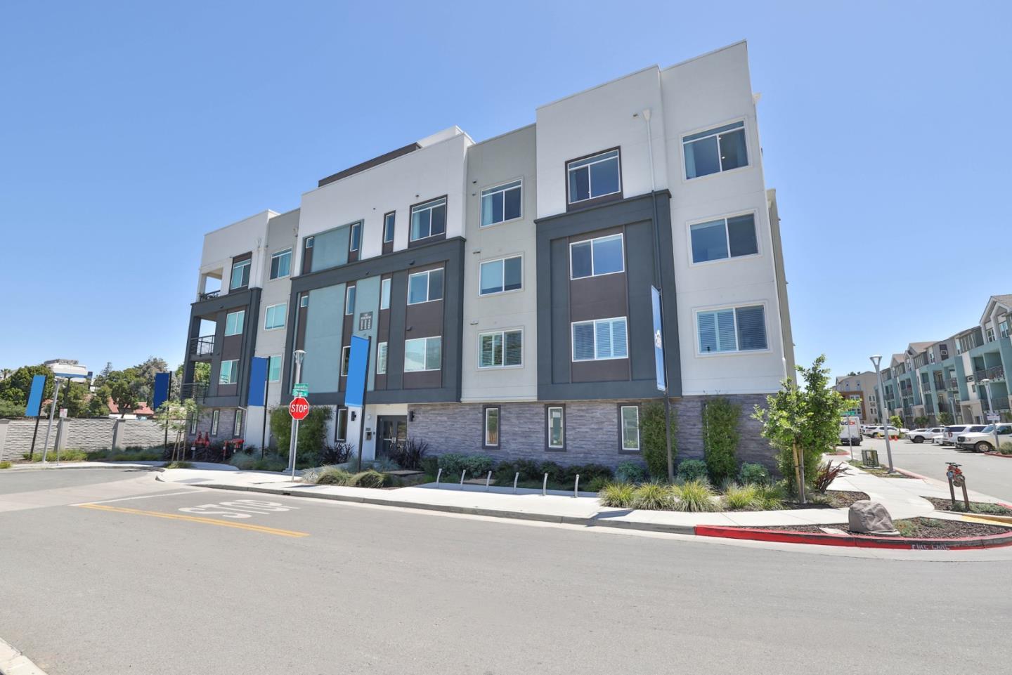 3207 Mallard Court 401