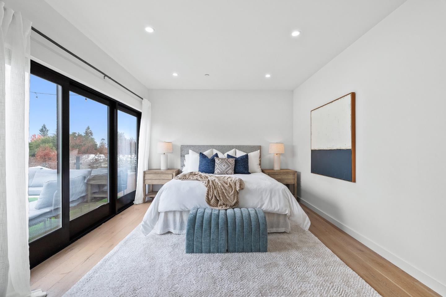 916 Woodside Road