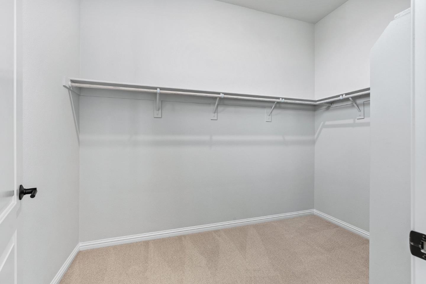 3207 Mallard Court 401