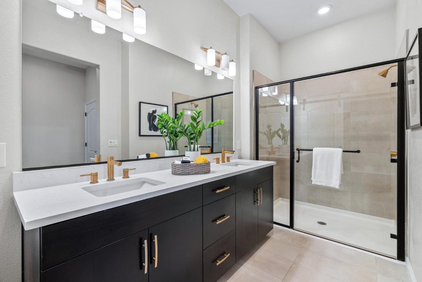 3207 Mallard Court 401