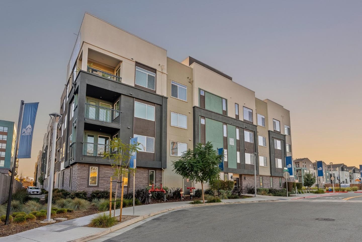 3207 Mallard Court 401