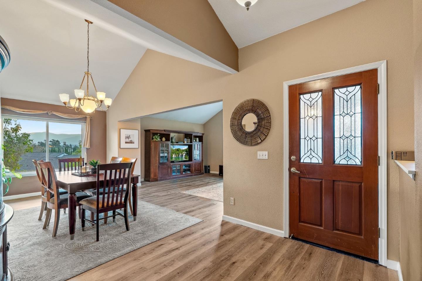 156 Knightshaven Way