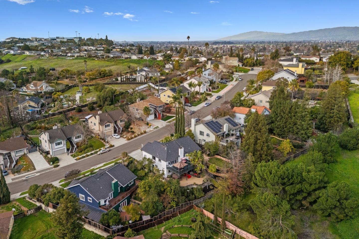 156 Knightshaven Way