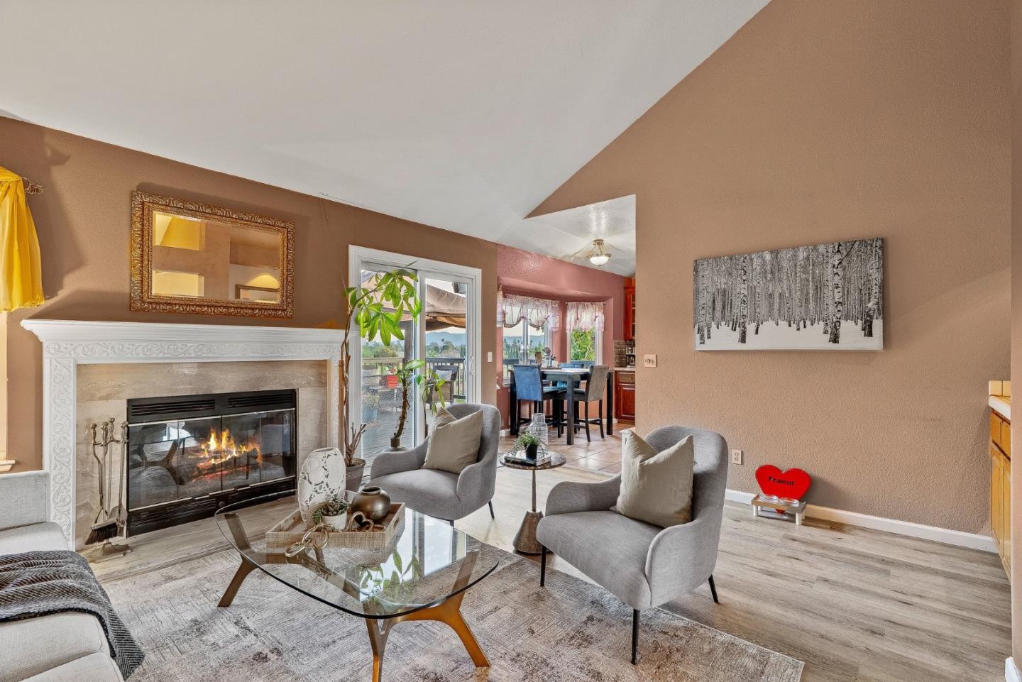 156 Knightshaven Way