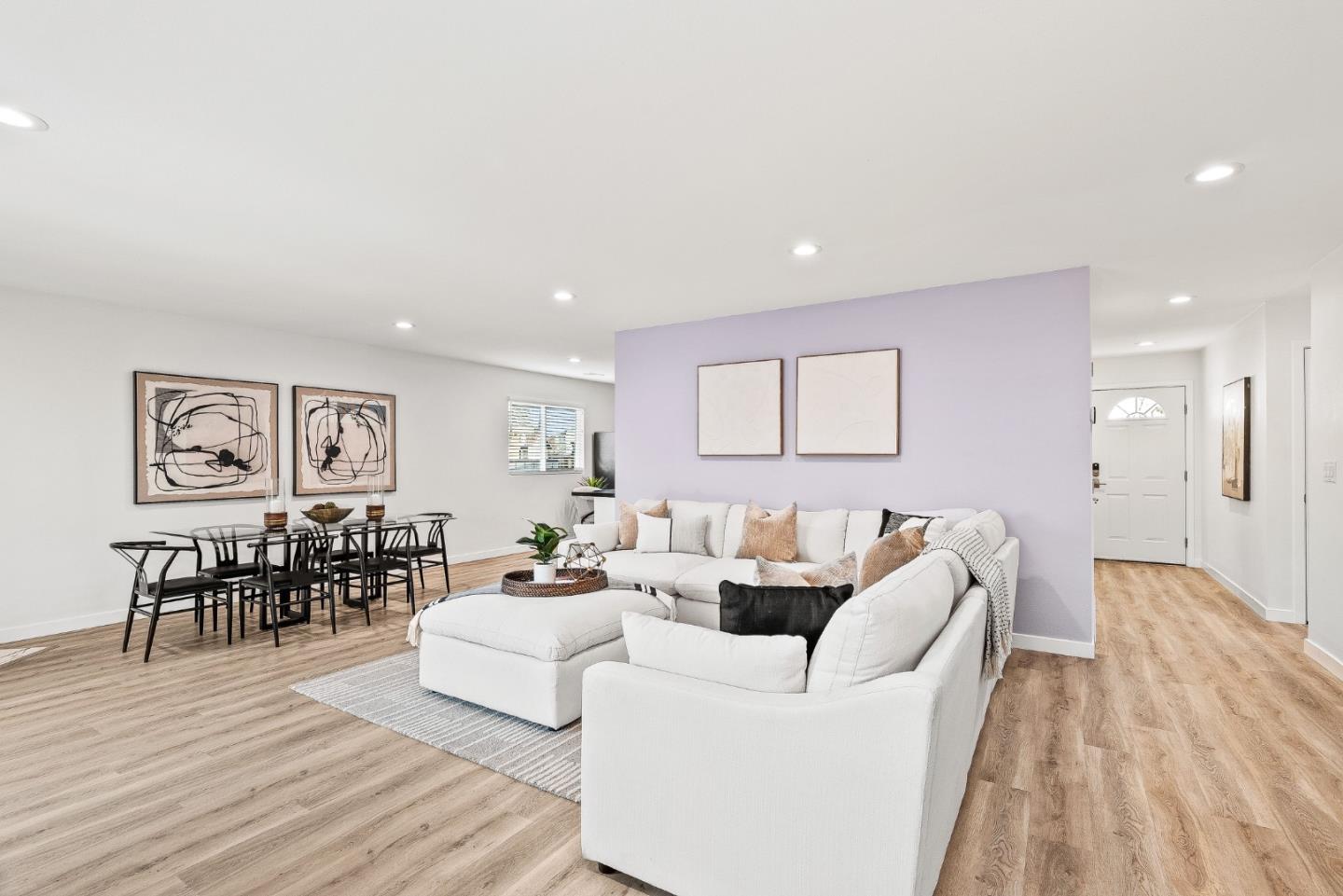 6133 Broadway Avenue