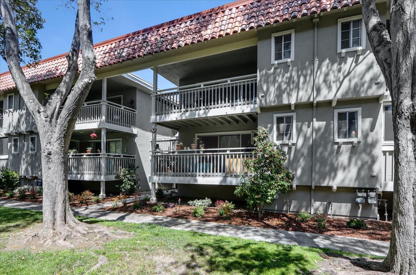 221 Kiely Boulevard B