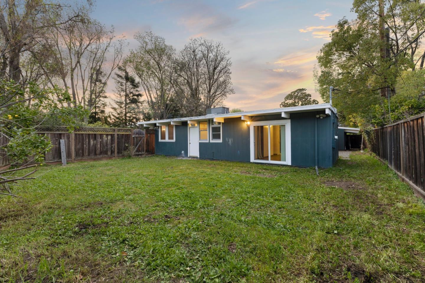 1936 Edgewood Drive