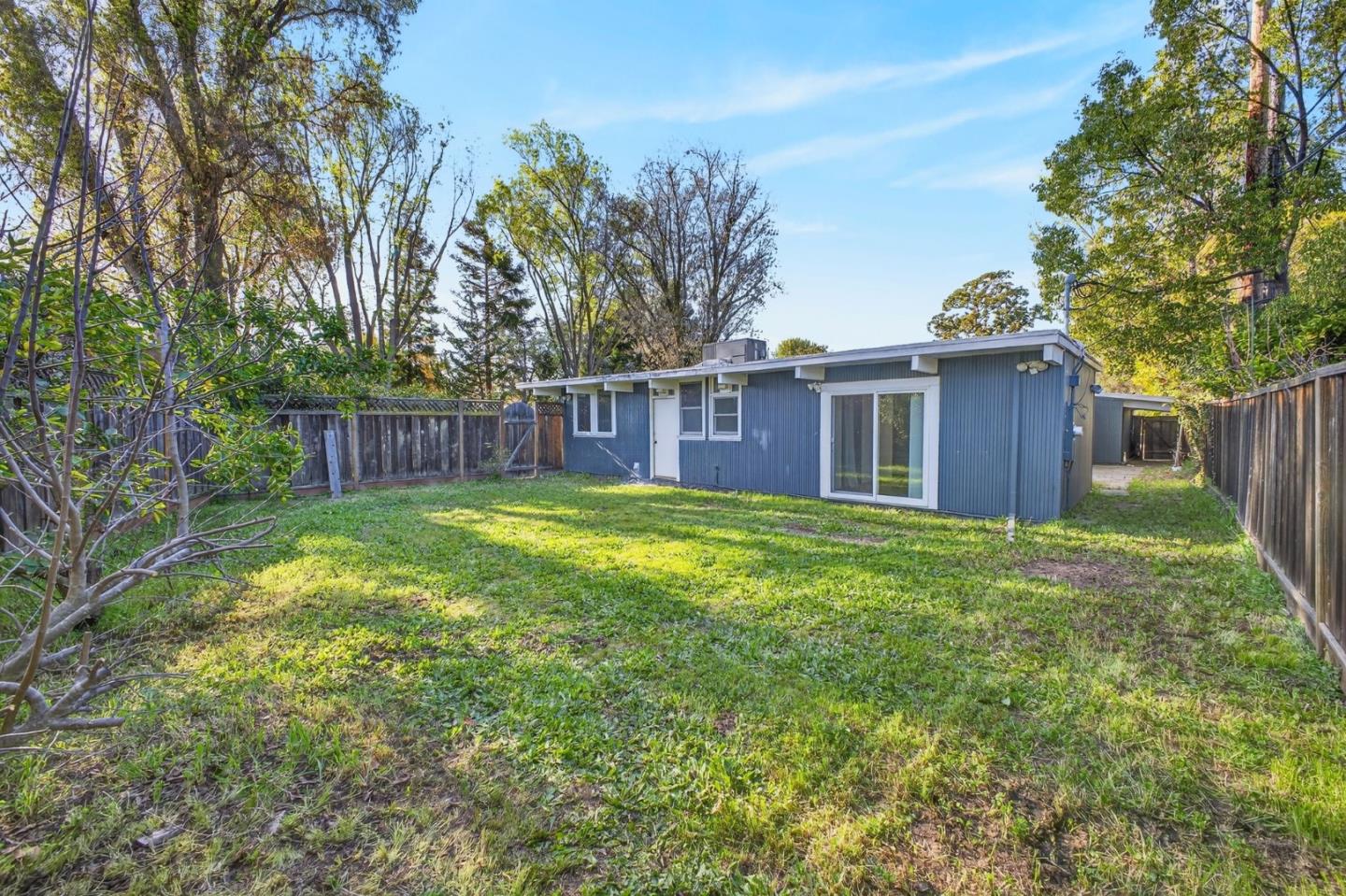 1936 Edgewood Drive