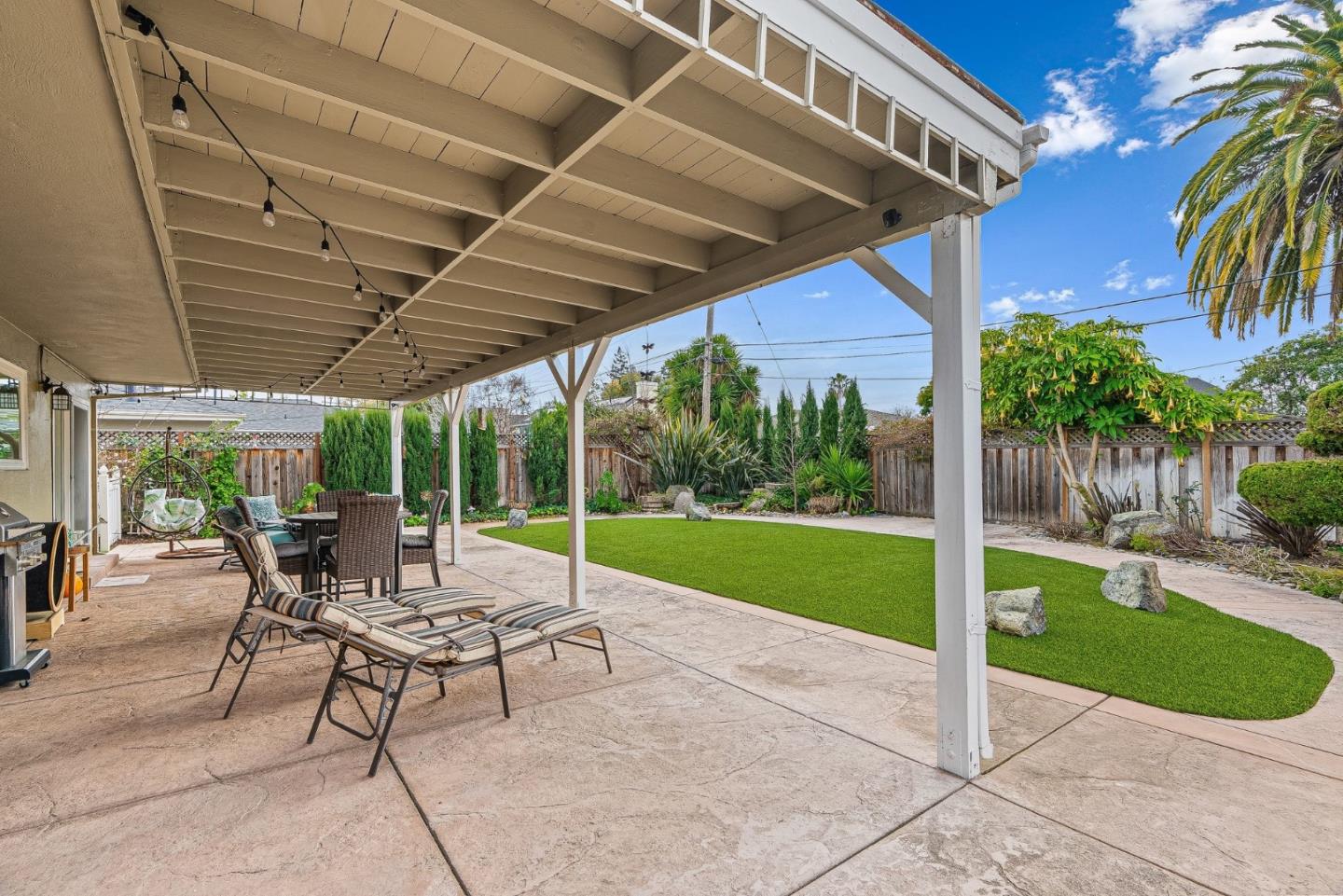 1751 Meridian Avenue