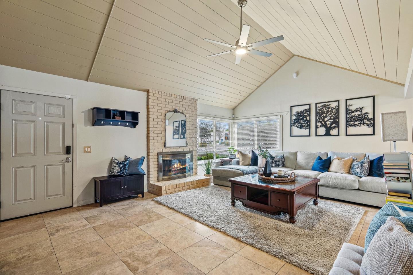 1751 Meridian Avenue