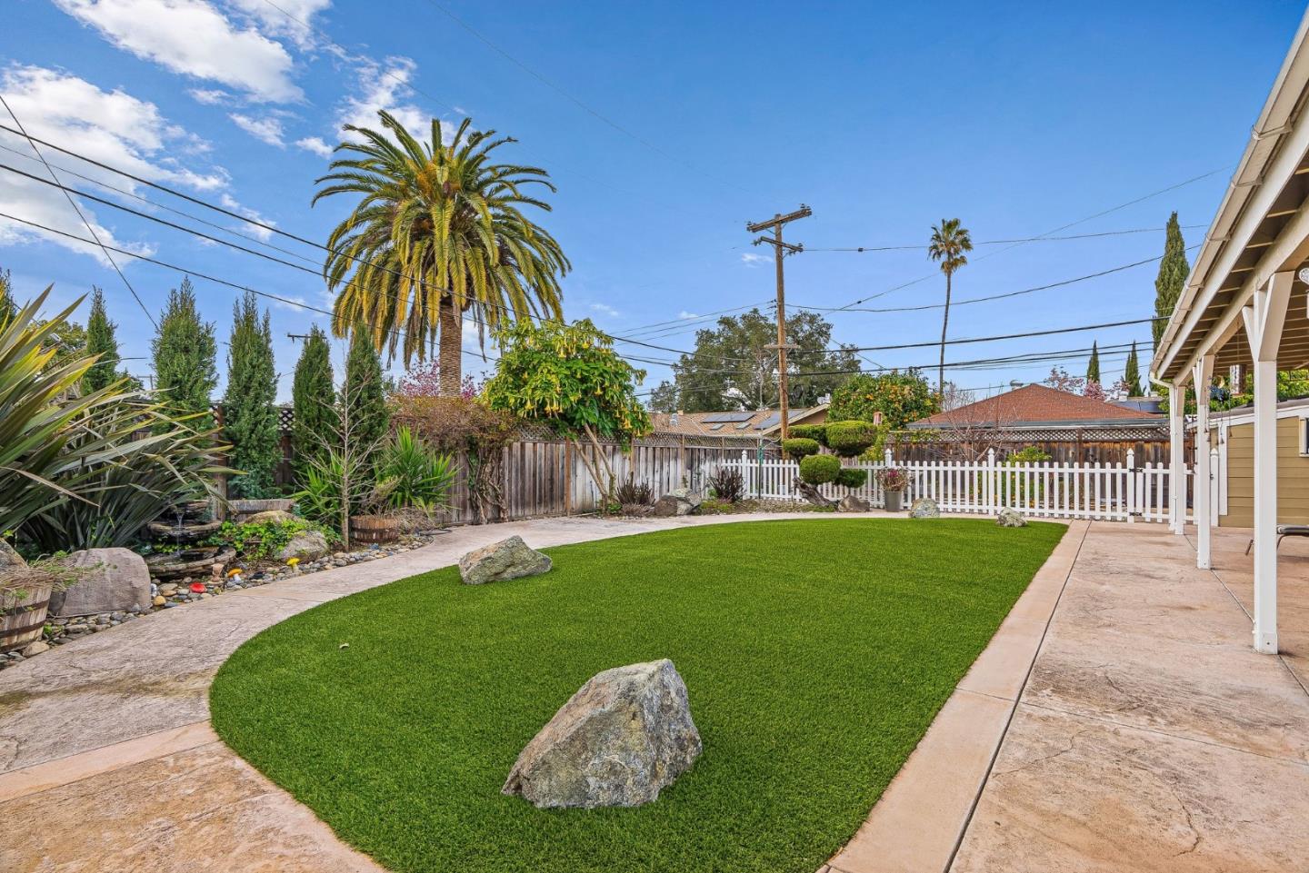 1751 Meridian Avenue