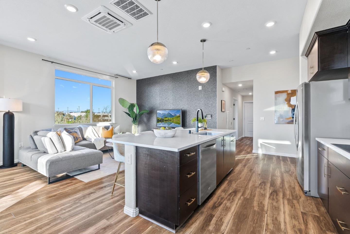 3207 Mallard Court 401