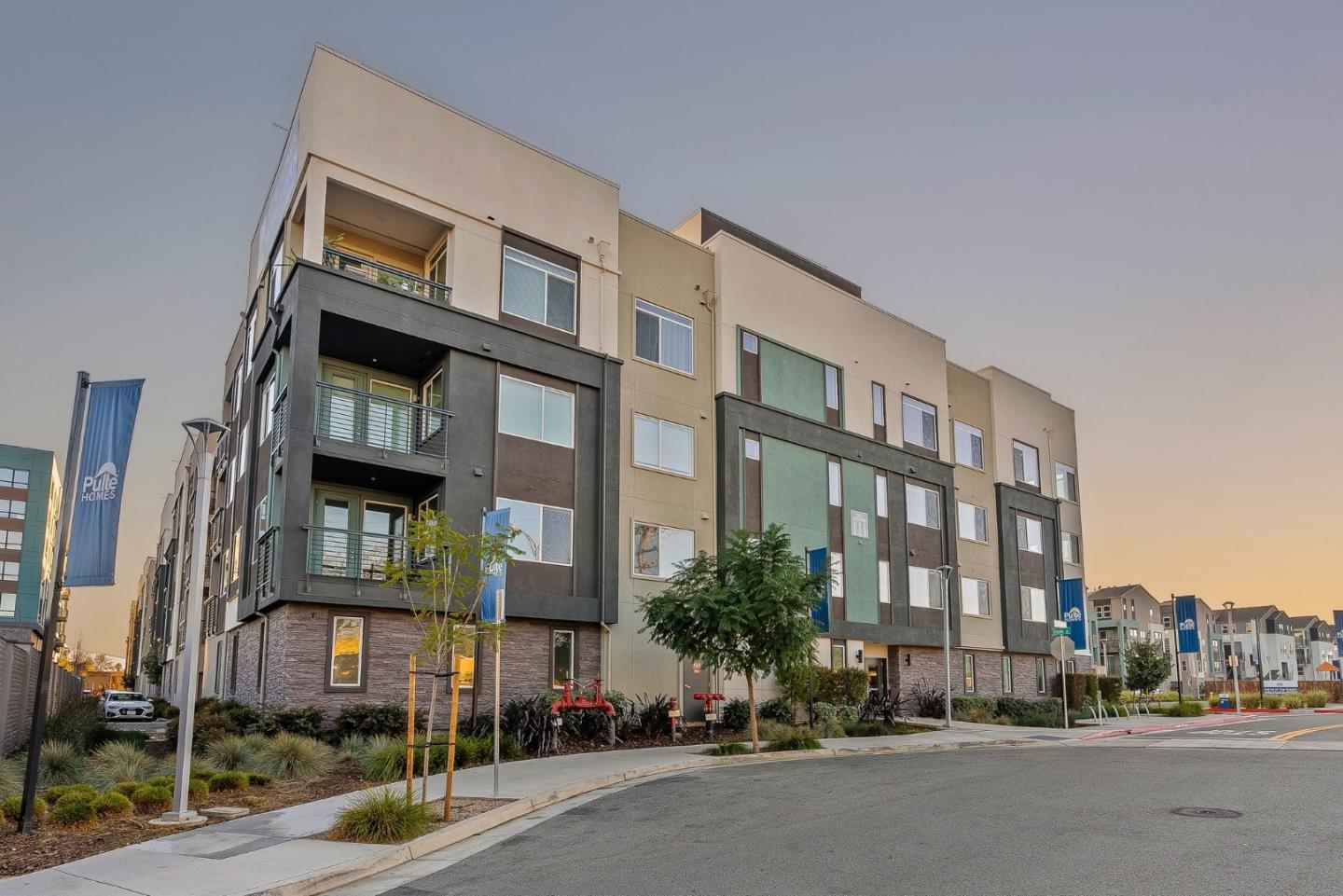 3207 Mallard Court 401