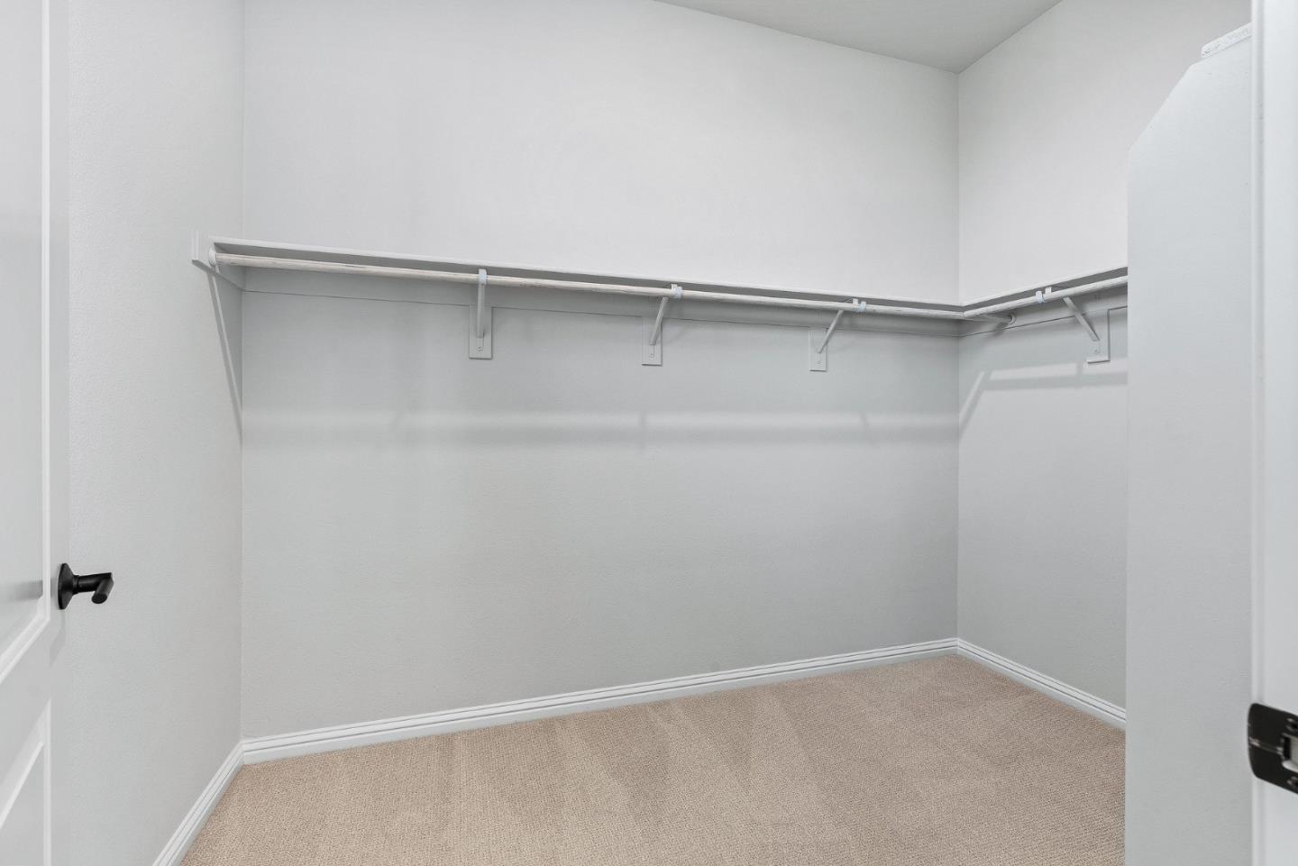 3207 Mallard Court 401