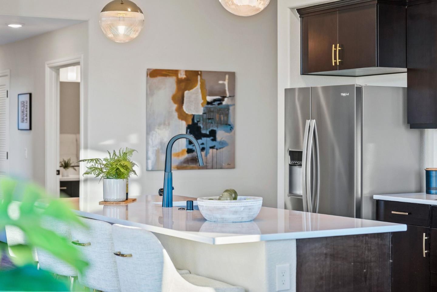 3207 Mallard Court 401