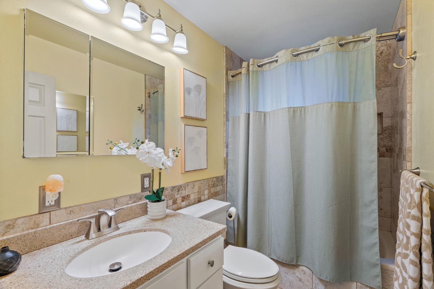 1751 Meridian Avenue