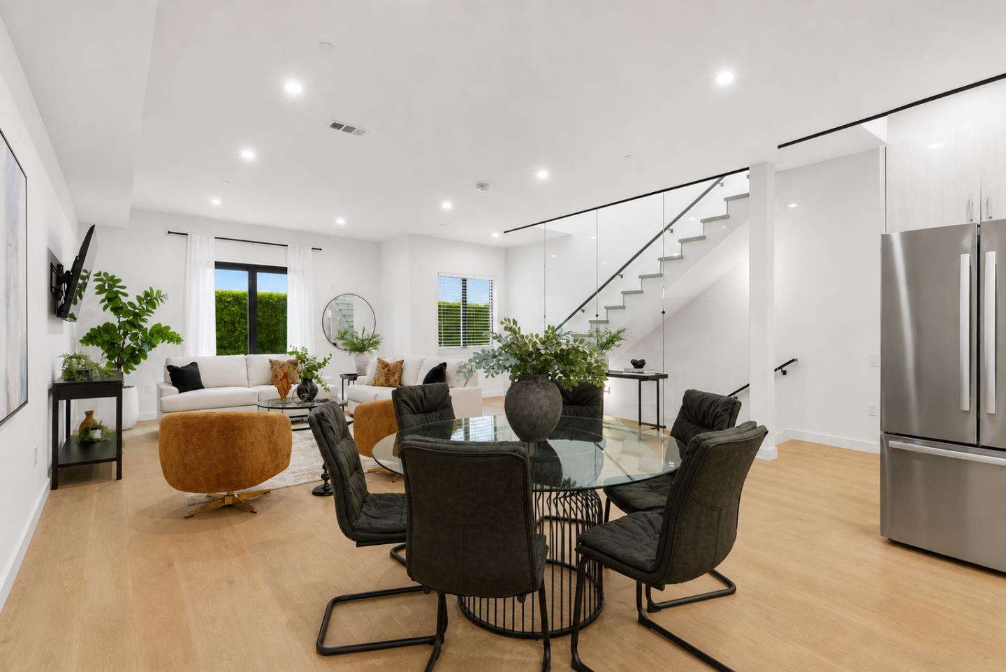 908 woodside