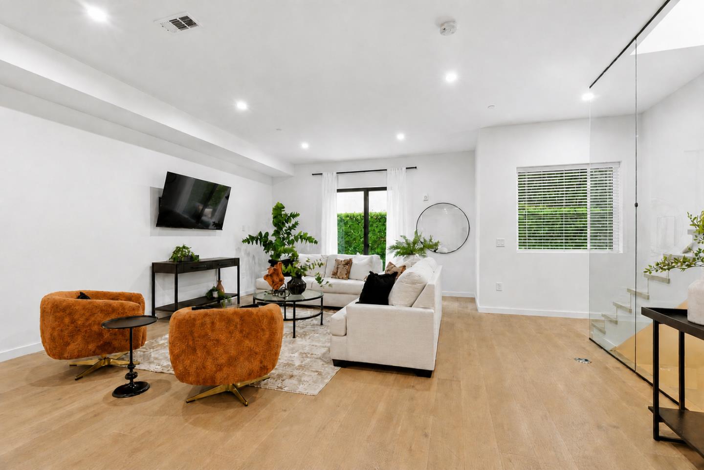 908 woodside