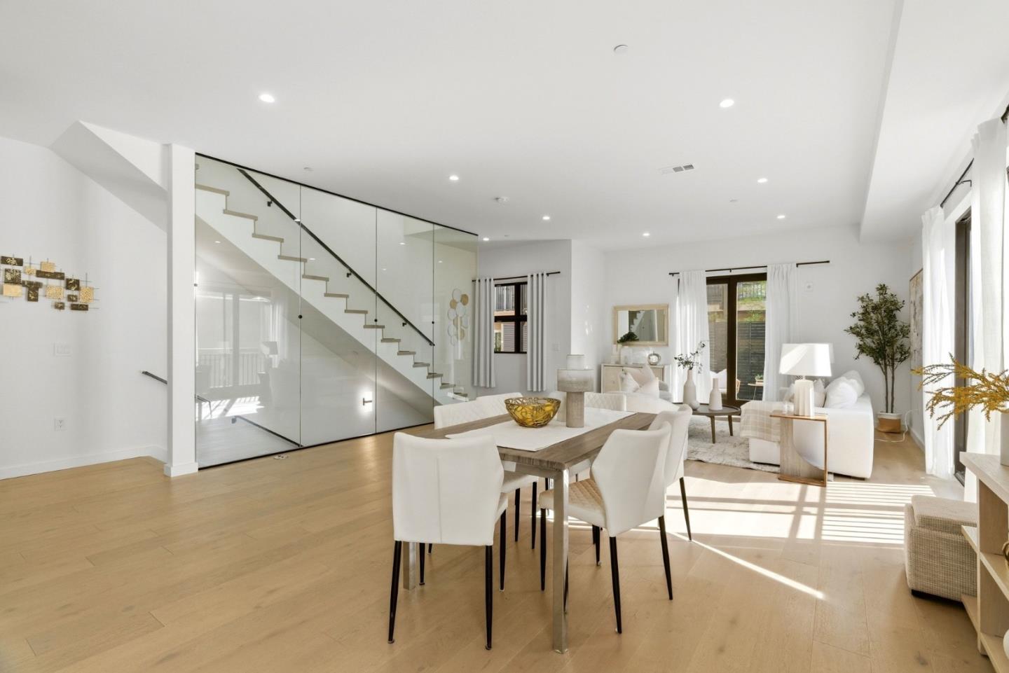 914 woodside