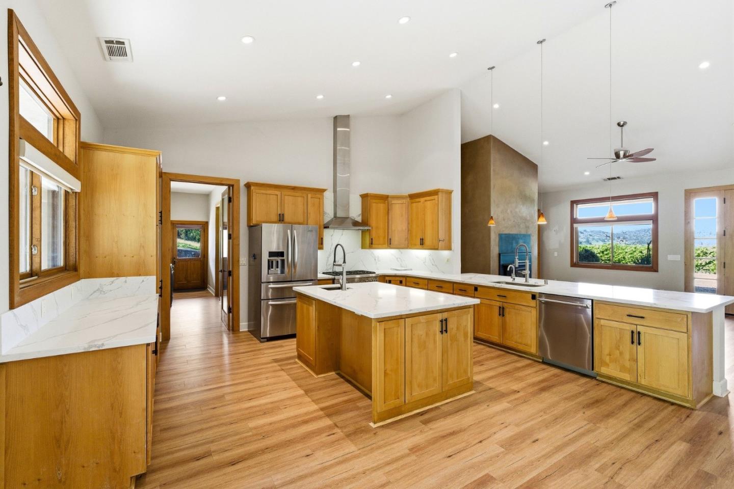 17205 Black Oak Hill Drive