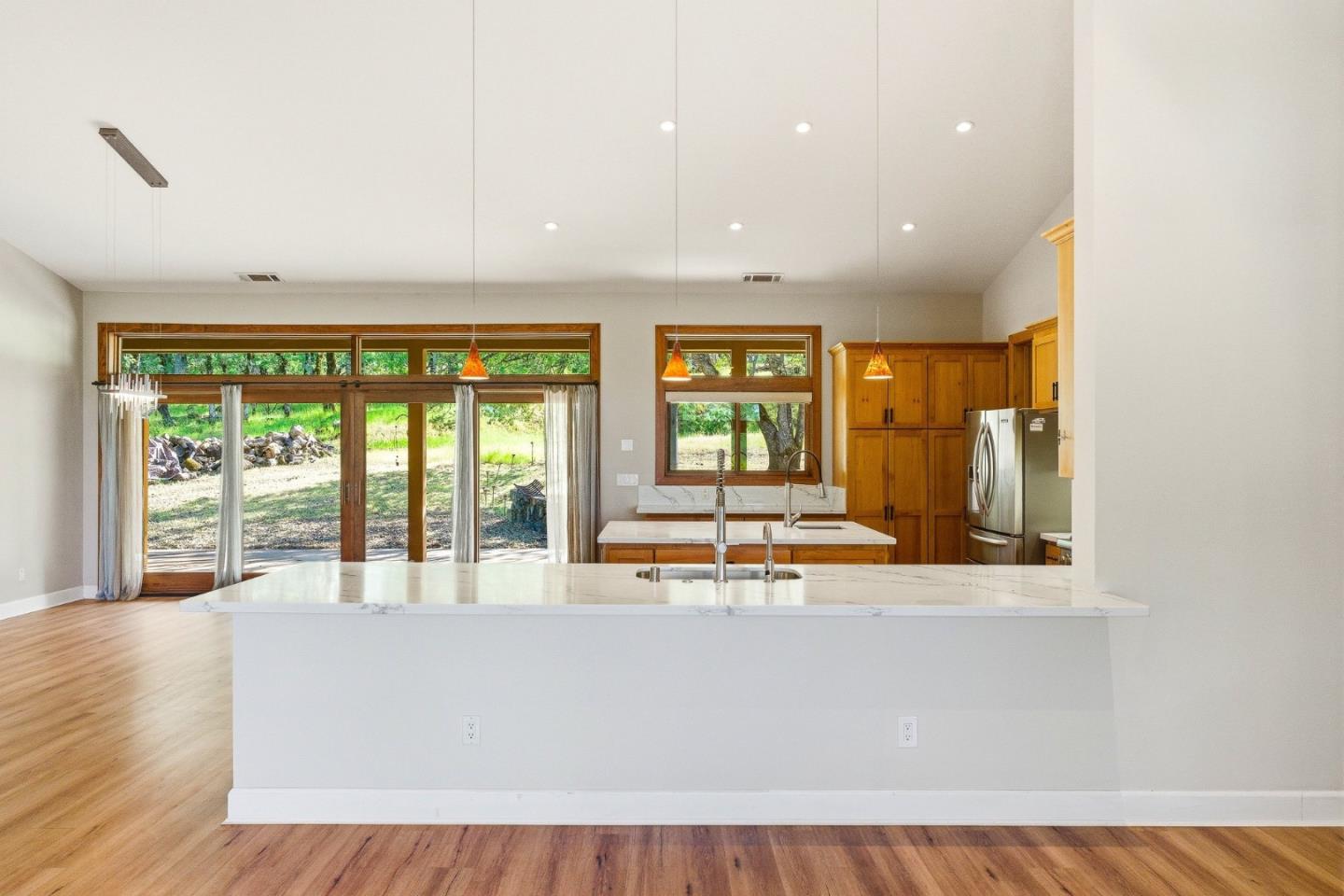 17205 Black Oak Hill Drive