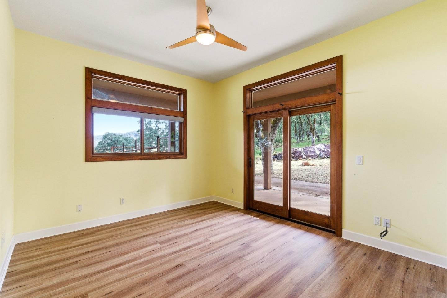 17205 Black Oak Hill Drive