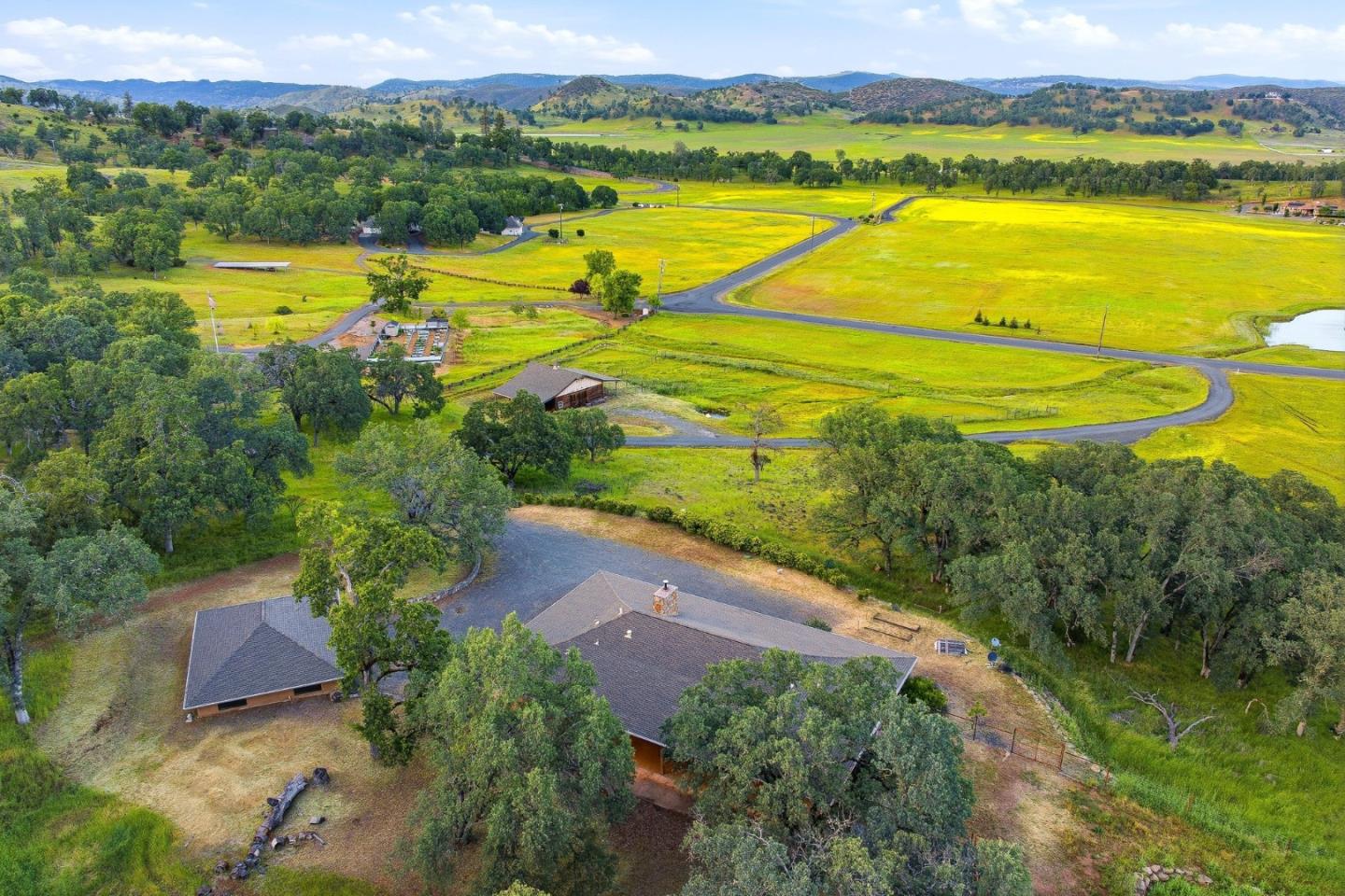 17205 Black Oak Hill Drive