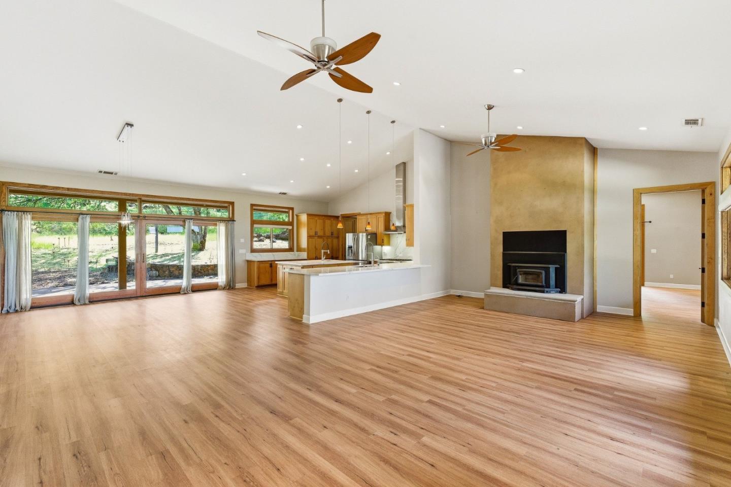 17205 Black Oak Hill Drive