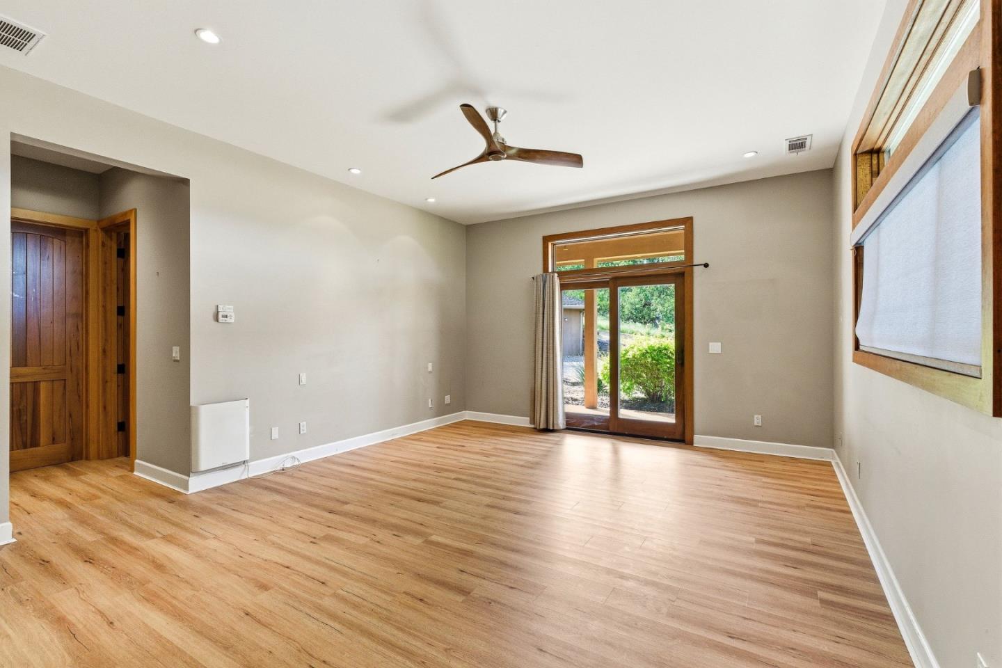 17205 Black Oak Hill Drive