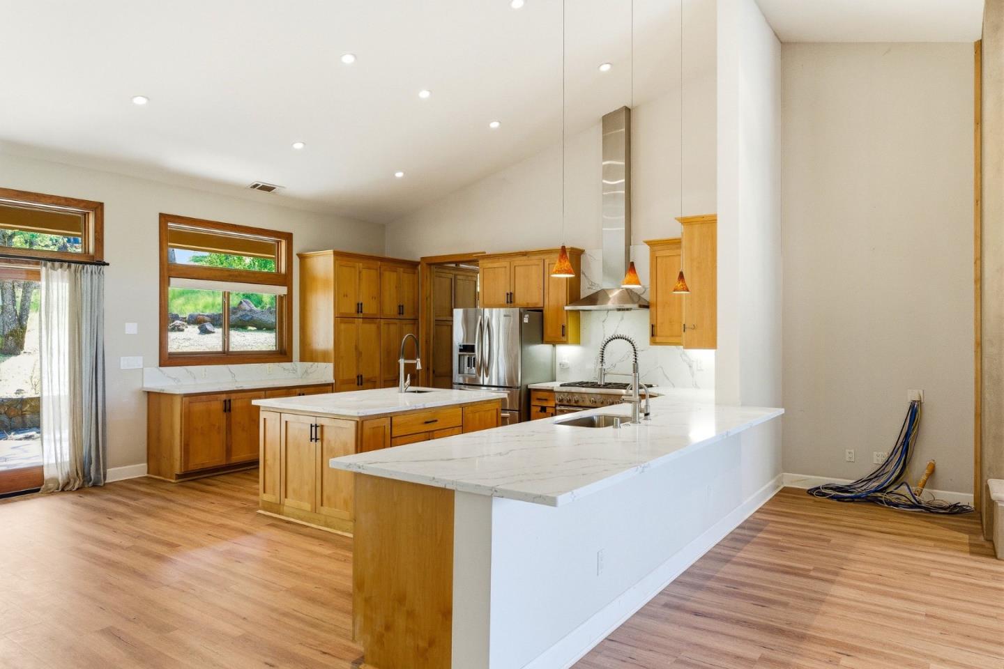 17205 Black Oak Hill Drive