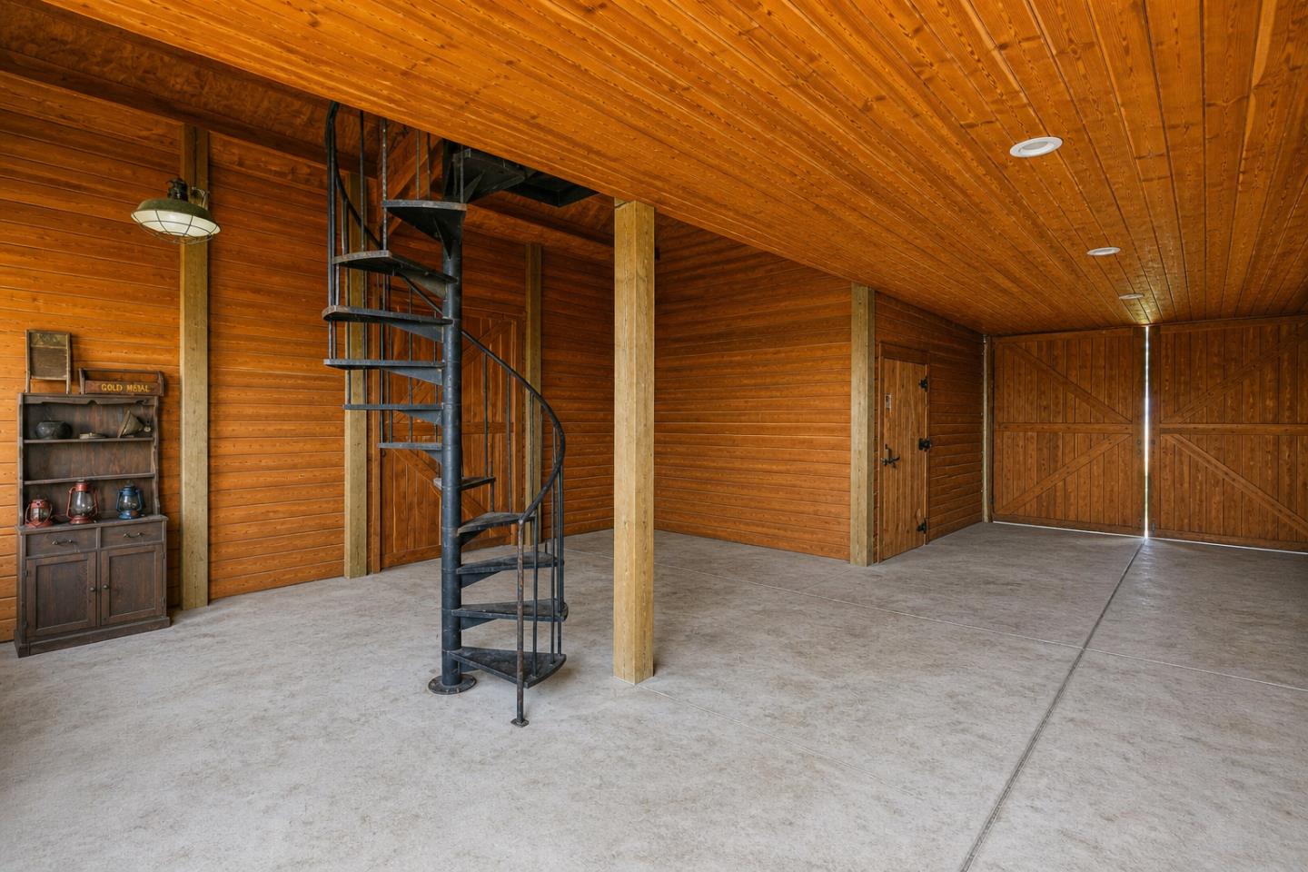 17205 Black Oak Hill Drive