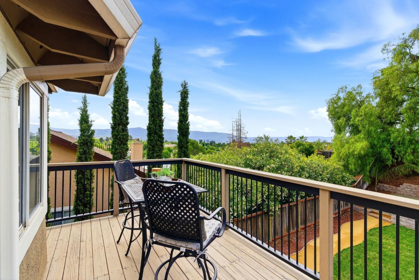 157 Knightshaven Way