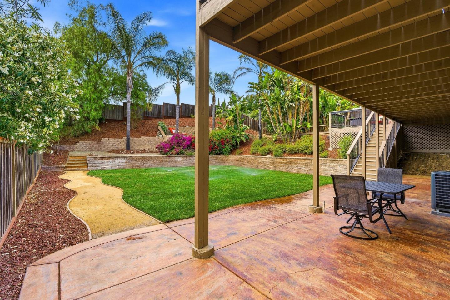 157 Knightshaven Way