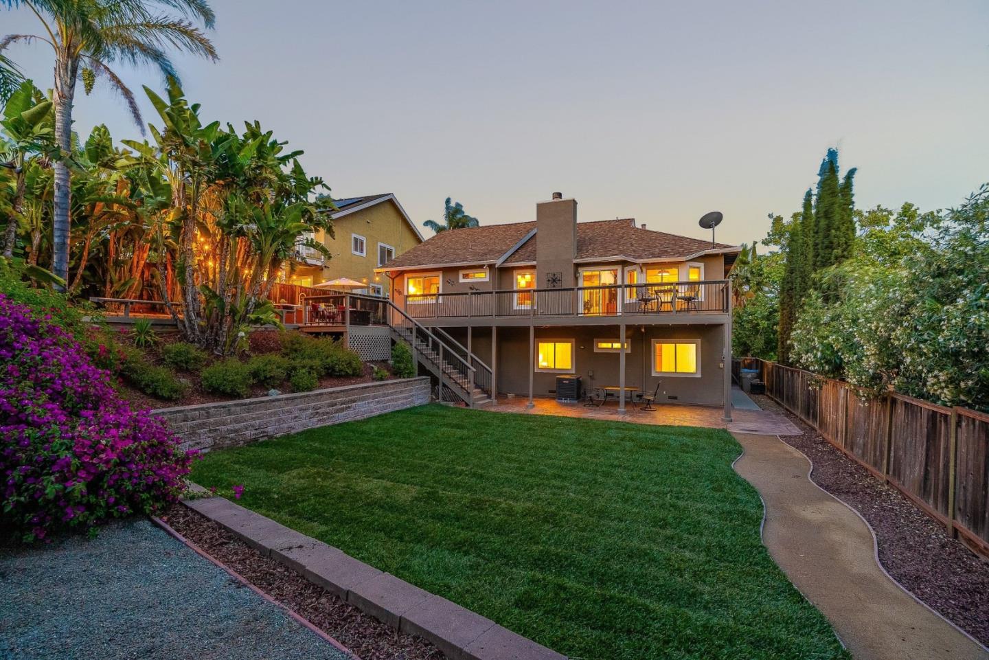 157 Knightshaven Way