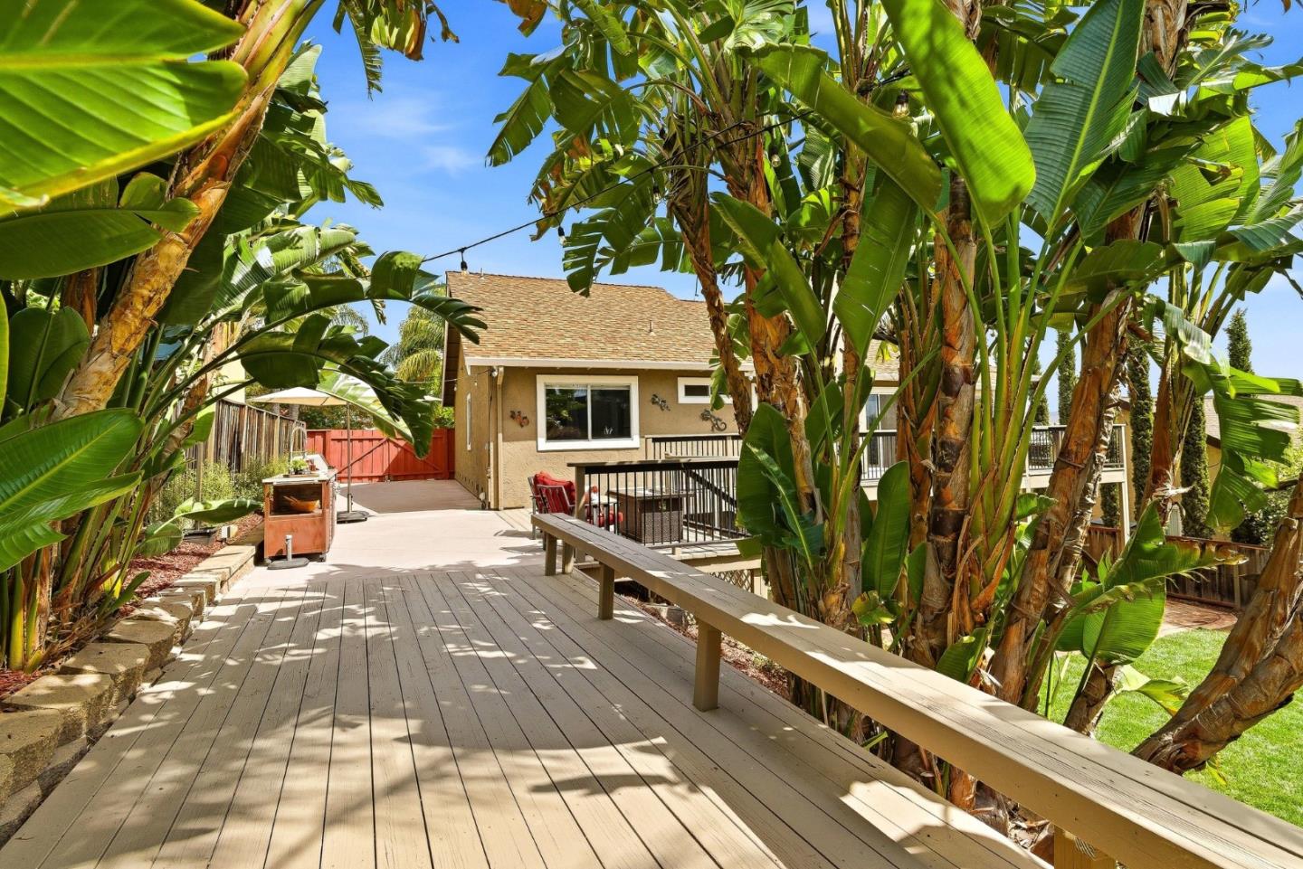 157 Knightshaven Way