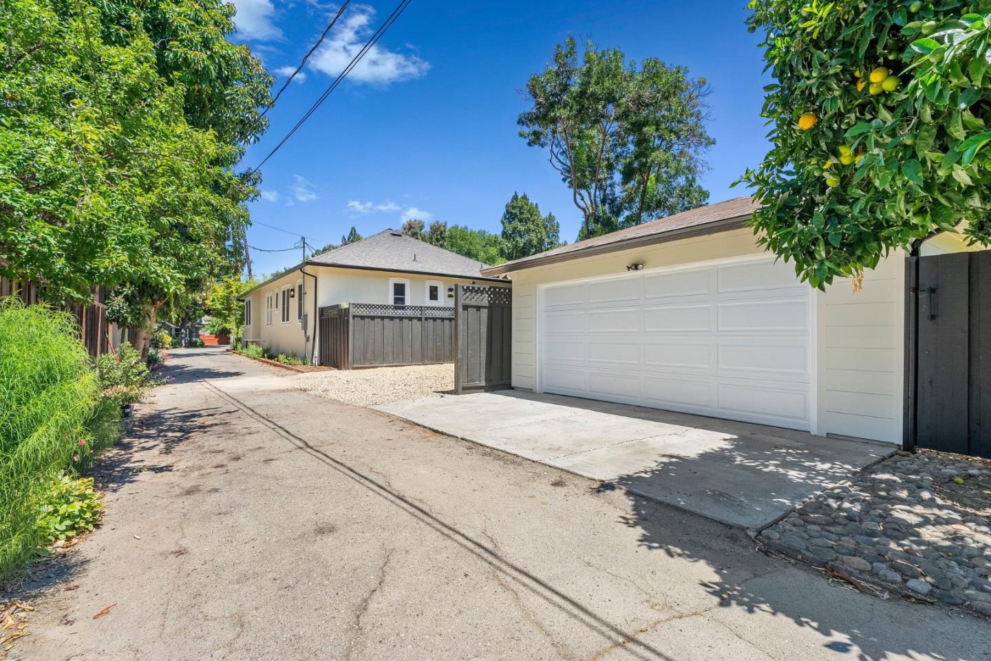 1081 Bird Avenue