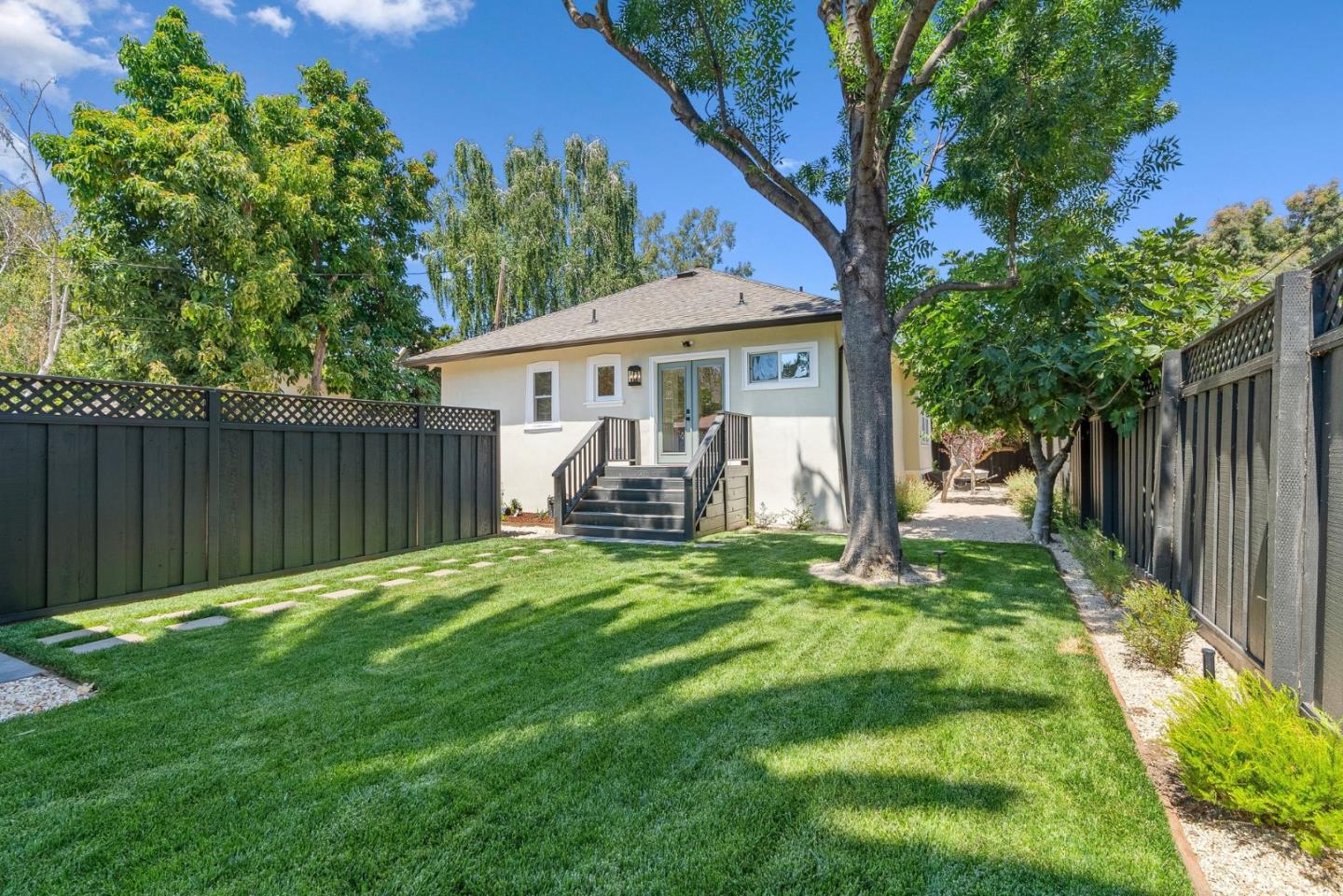 1081 Bird Avenue