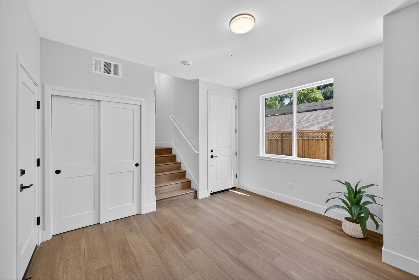 955 Woodside Road
