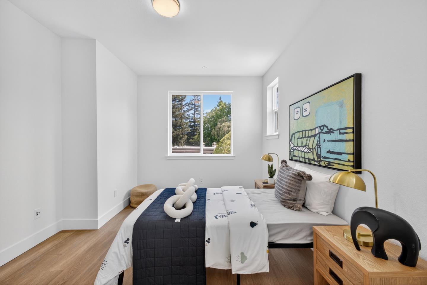 955 Woodside Road