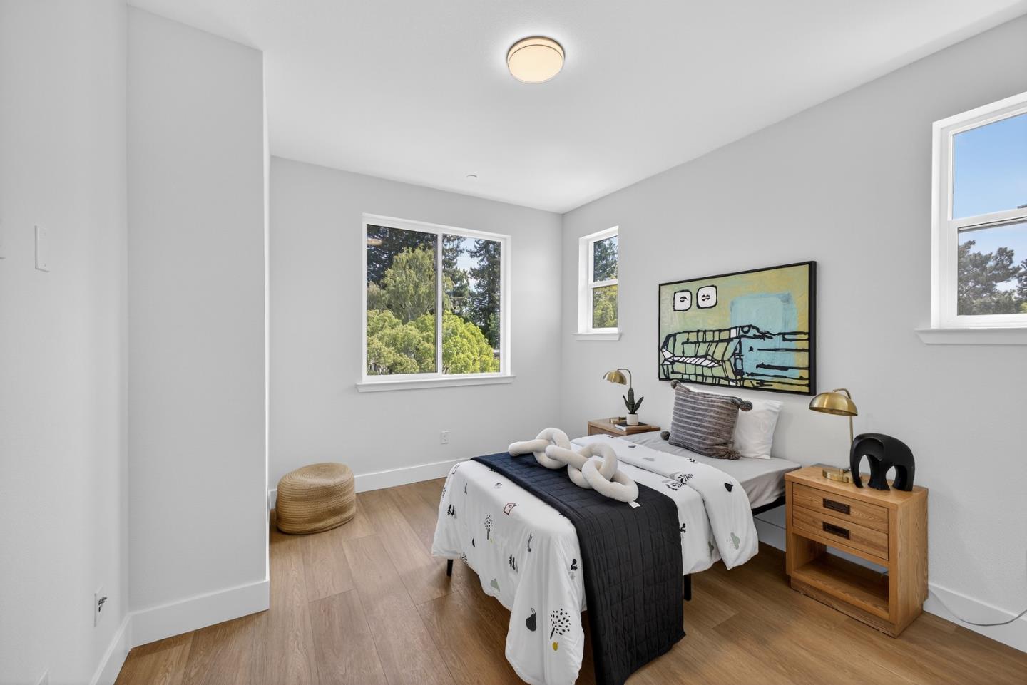 955 Woodside Road