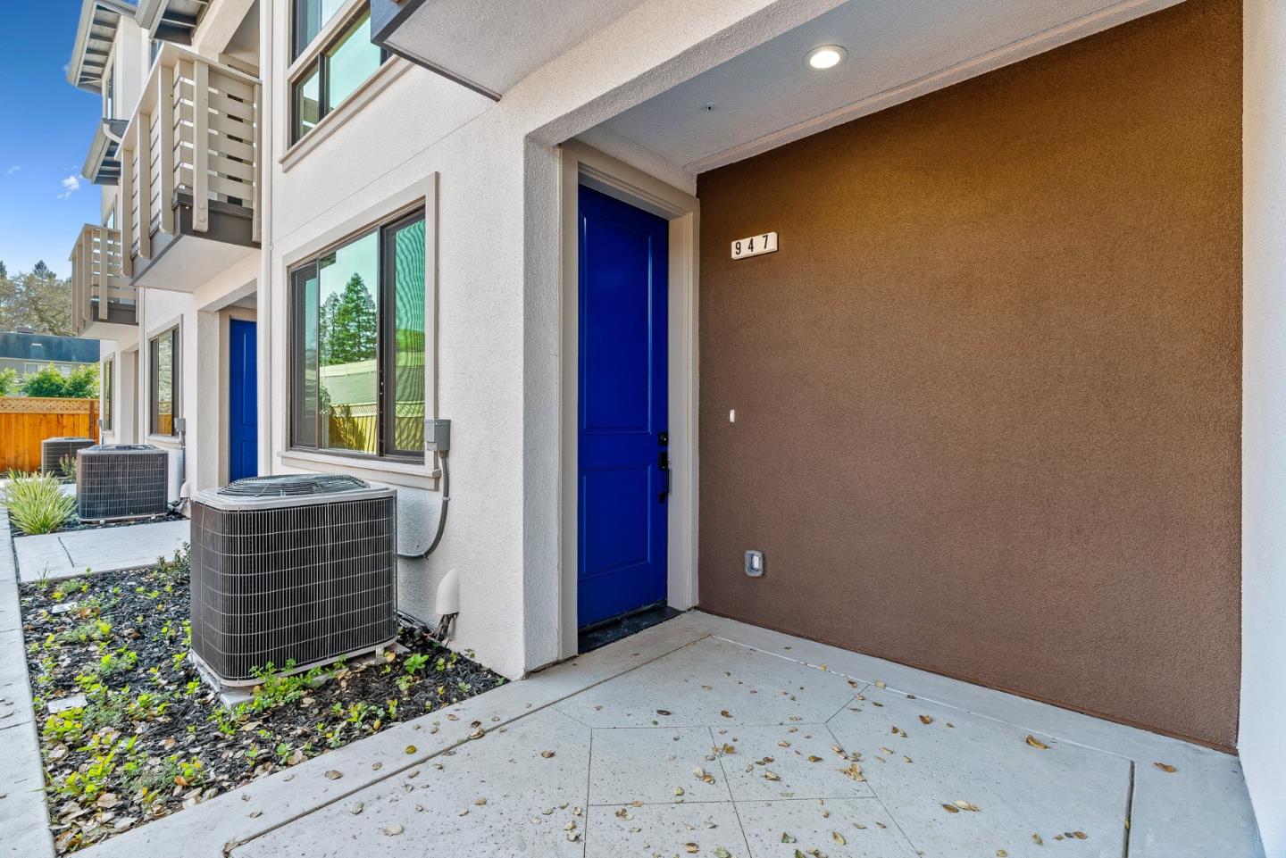 947 woodside Road