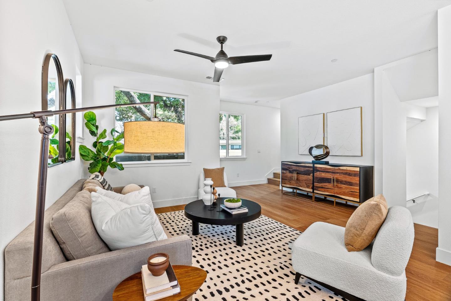 943 Woodside Road