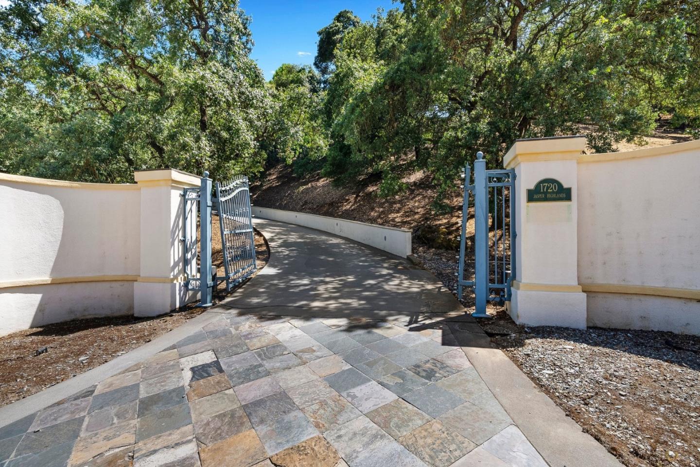 1720 Jasper Highlands Drive