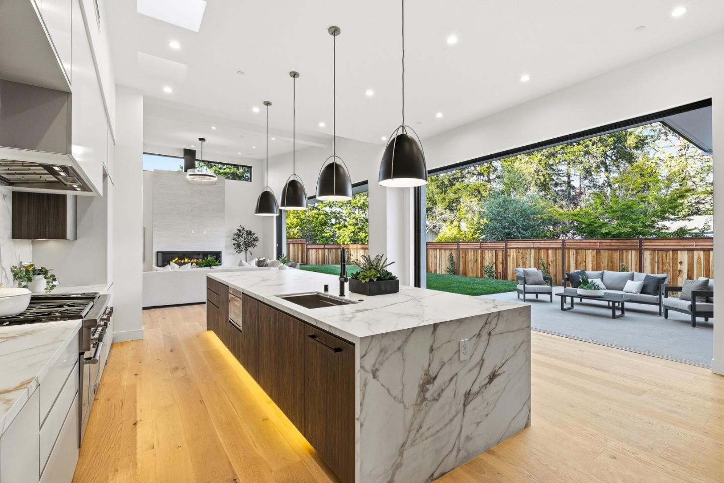 175 Beverly Lane
