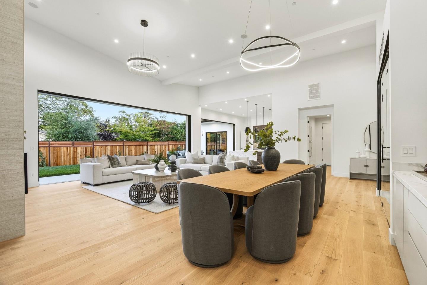 175 Beverly Lane