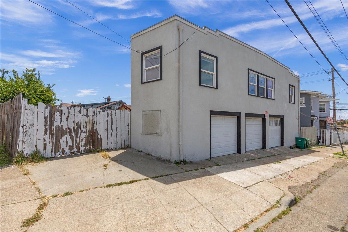 1914 51st Avenue