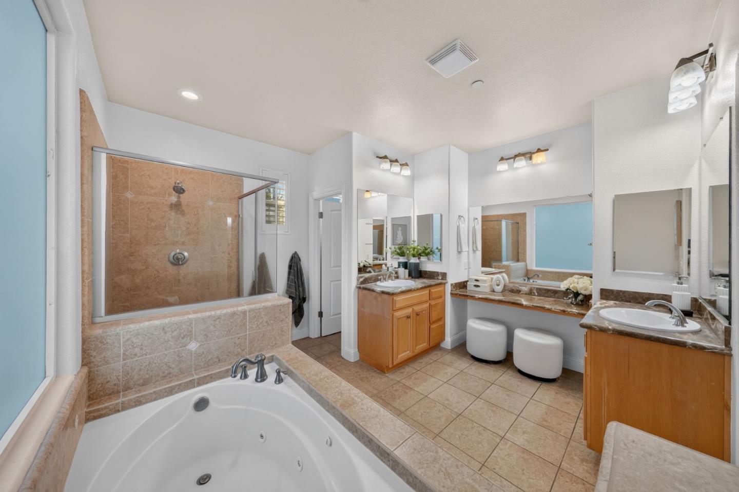 735 Painter CT
