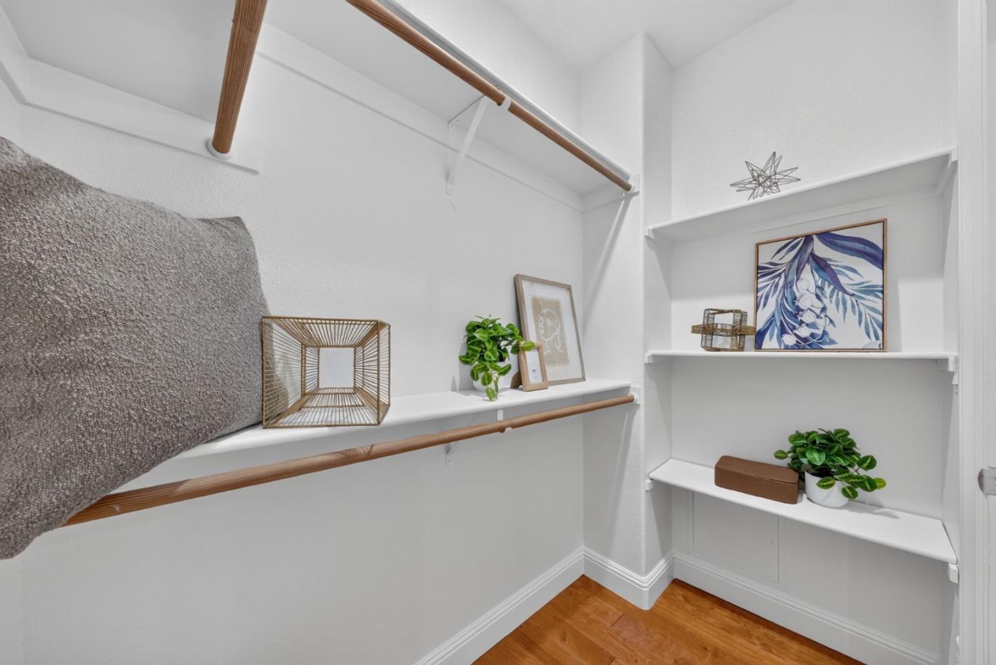 735 Painter CT