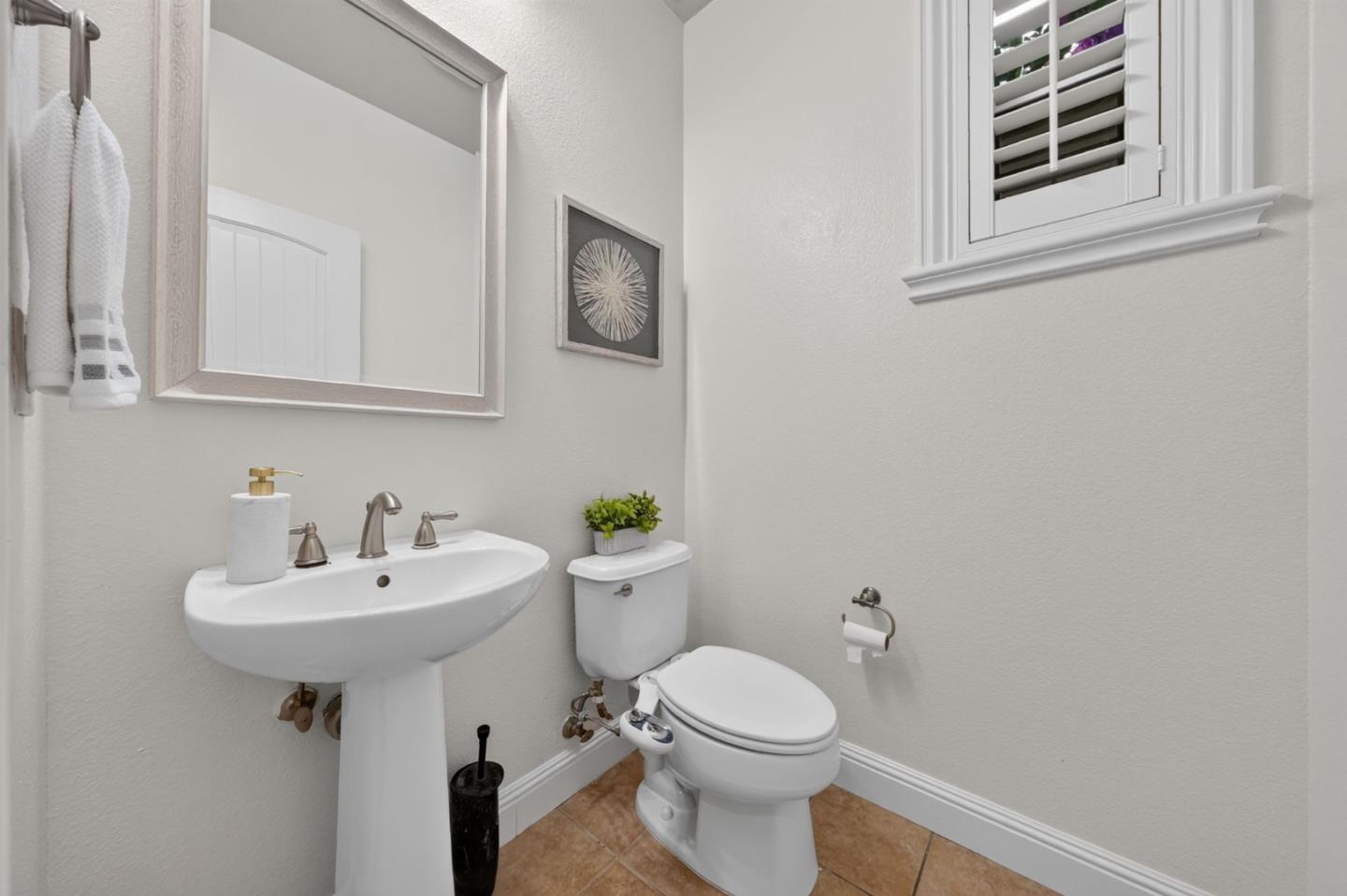 735 Painter CT